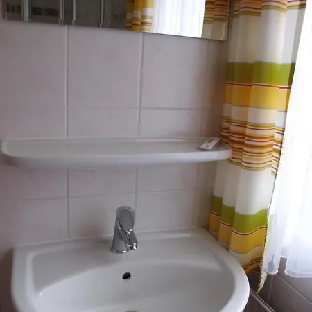 Apartmán Haus Hopp - *